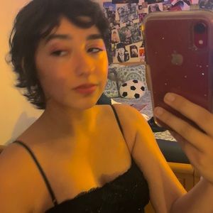 Meet your Posher, Carina